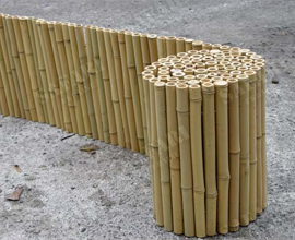 Преимущества декоративных бамбуковых заборов